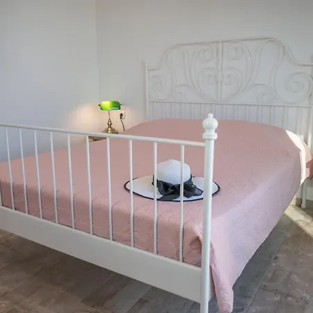 Iglesia Appartement *